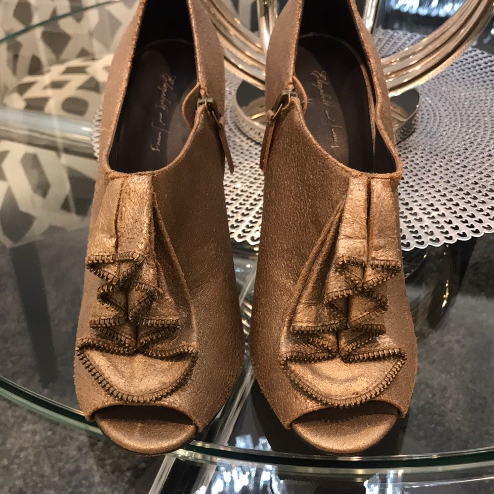 Elizabeth and James stilettos